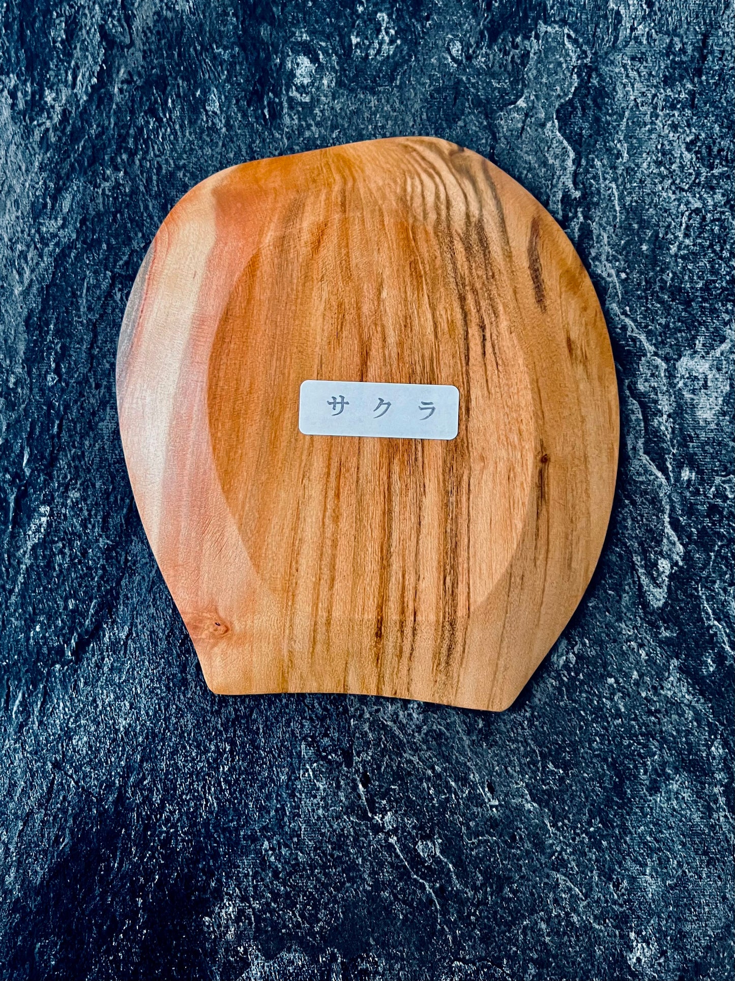 Wooden plate "Cherry Wood" – Graceful Curves & Warm Tones