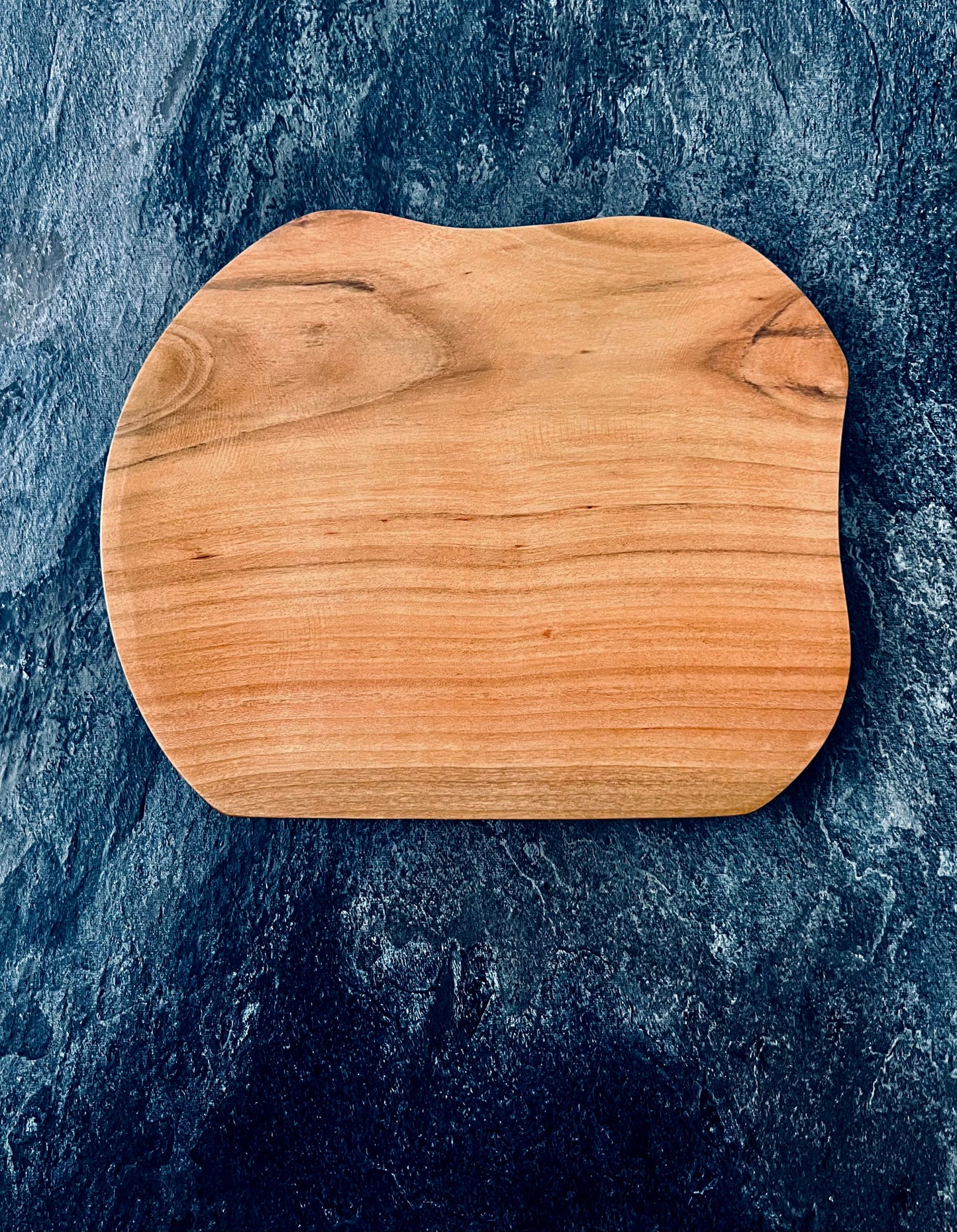 Wooden plate "Cherry Wood” – 58-Year-Old Aged Grace & Natural Beauty