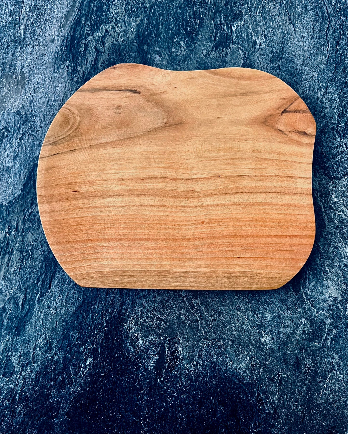 Wooden plate "Cherry Wood” – 58-Year-Old Aged Grace & Natural Beauty