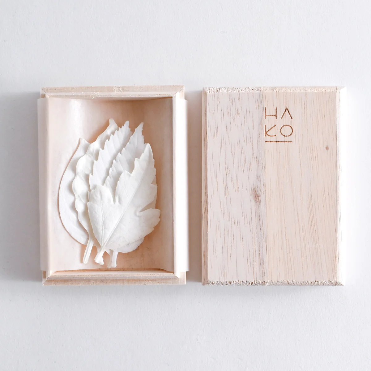 HA KO "paper incense"