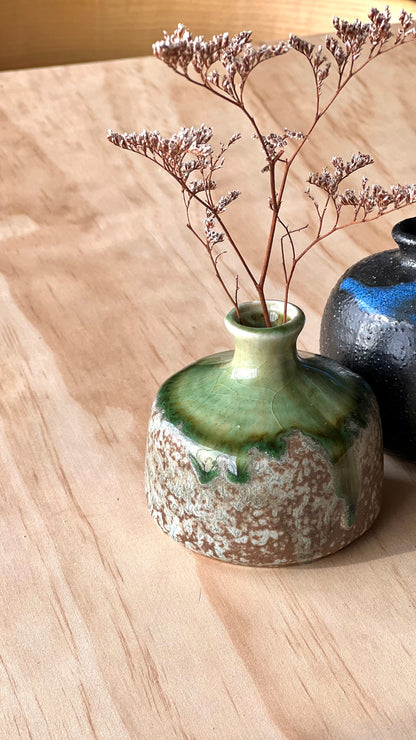 Mino Ware Handmade Bud Vase “Shinkai” (Deep Sea)