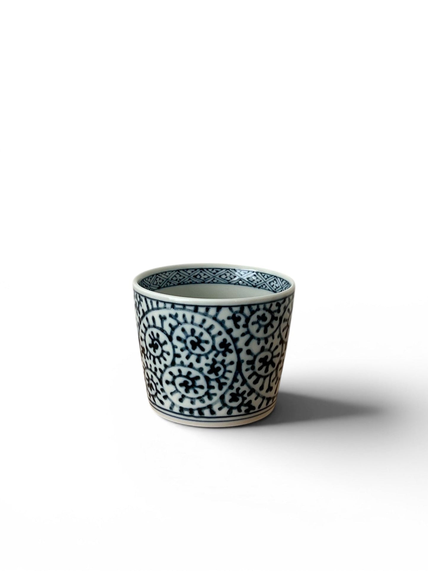 The Art of Indigo Modern Hasami Ware Cup "Tako-Karakusa Pattern"