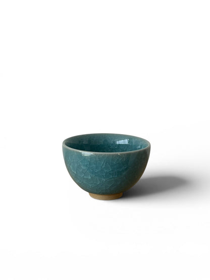 [Arita Ware] Celadon Glaze with Ice-Crackle Pattern (Kanyu) Small bowl - Light Blue -