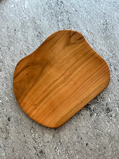 Wooden plate "Cherry Wood” – 58-Year-Old Aged Grace & Natural Beauty