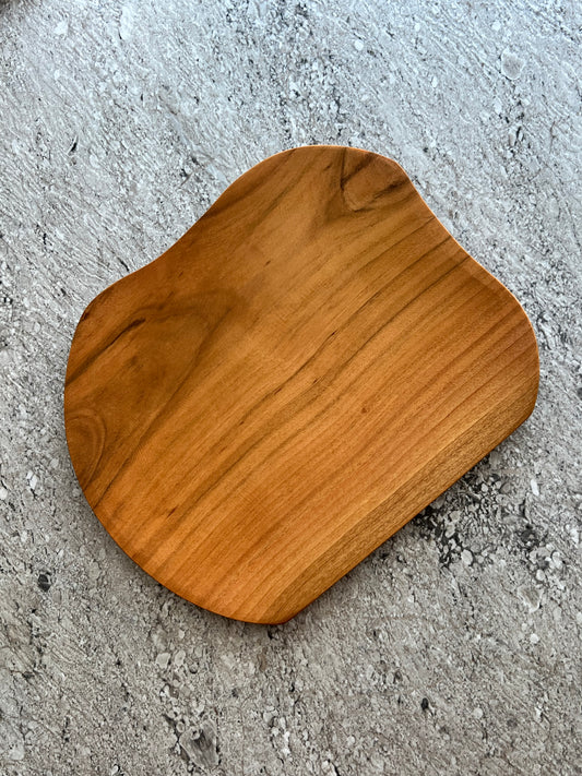 Wooden plate "Cherry Wood” – 58-Year-Old Aged Grace & Natural Beauty