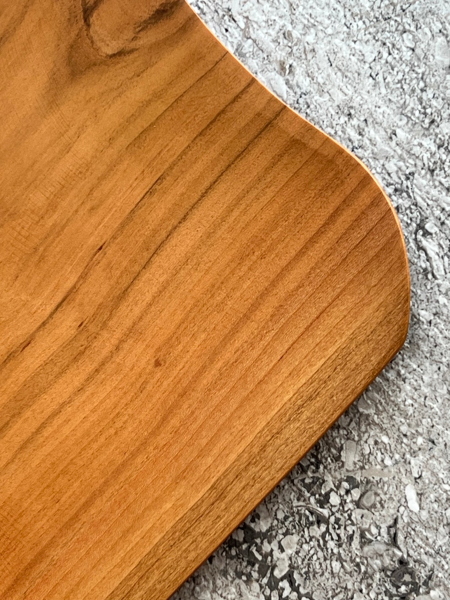 Wooden plate "Cherry Wood” – 58-Year-Old Aged Grace & Natural Beauty