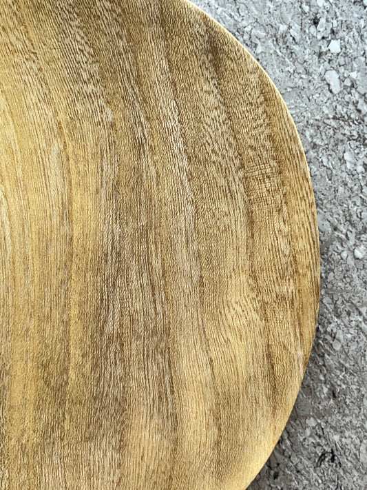Wooden plate "Hackberry Wood" – 36-Year-Old Tree Grain Beauty