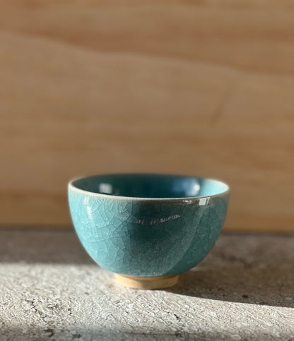 [Arita Ware] Celadon Glaze with Ice-Crackle Pattern (Kanyu) Small bowl - Light Blue -