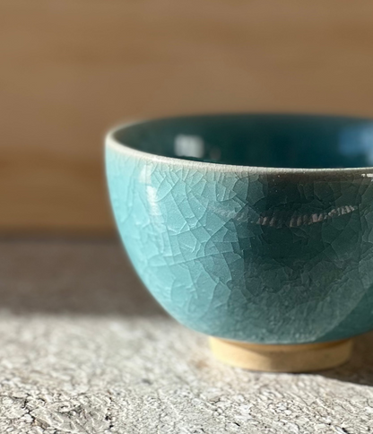 [Arita Ware] Celadon Glaze with Ice-Crackle Pattern (Kanyu) Small bowl - Light Blue -