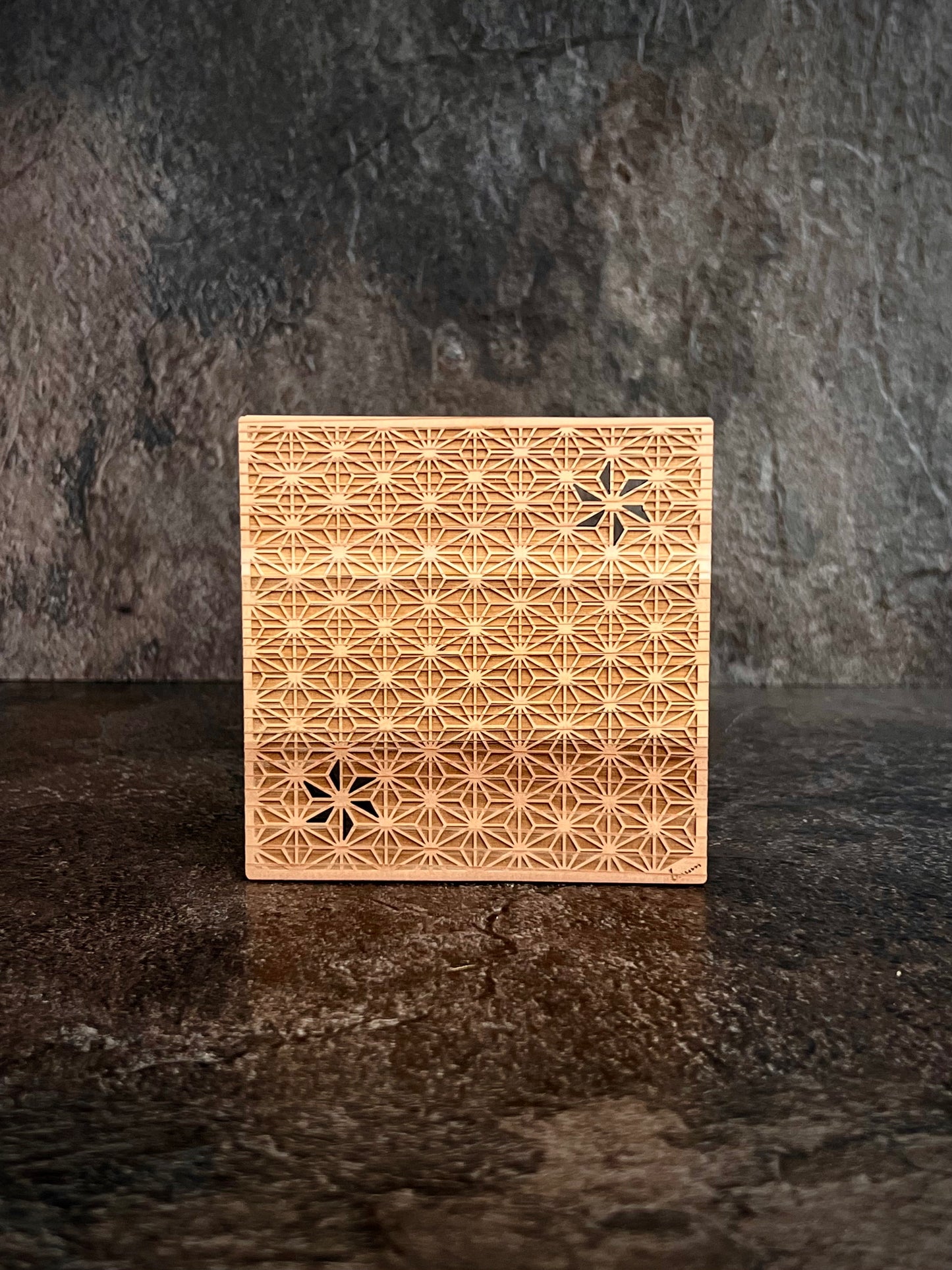 Wooden Coaster with Asanoha Pattern – Tosa Reihoku Cedar