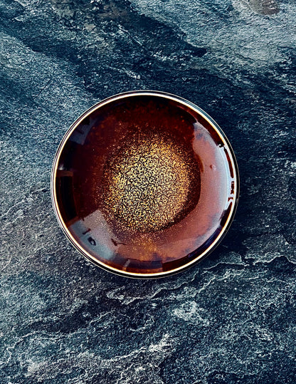 Mino Ware Small Plate – Kiln-Effect with Gold Accent