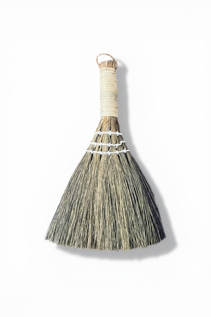 Handcrafted Mini Broom – Natural Japanese "Koujin" Style