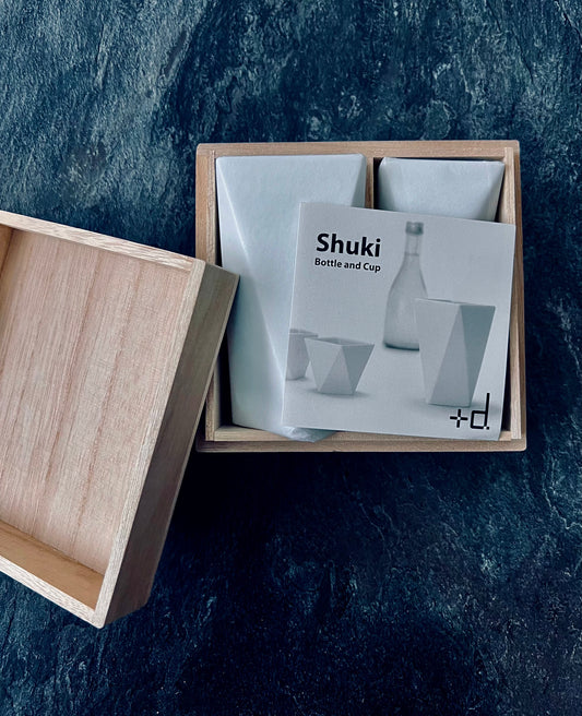 Shuki Designed by Daisaku Choh – Bottle and Cup