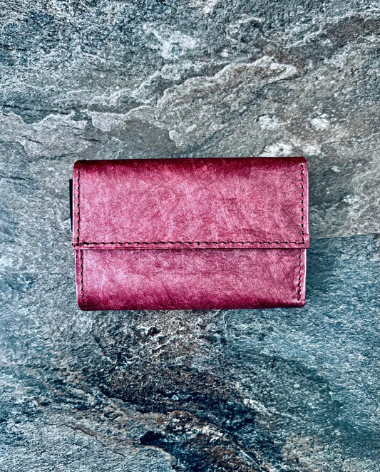 Situs Minimalist Wallet – Made with Tyvek® "Dark Red"