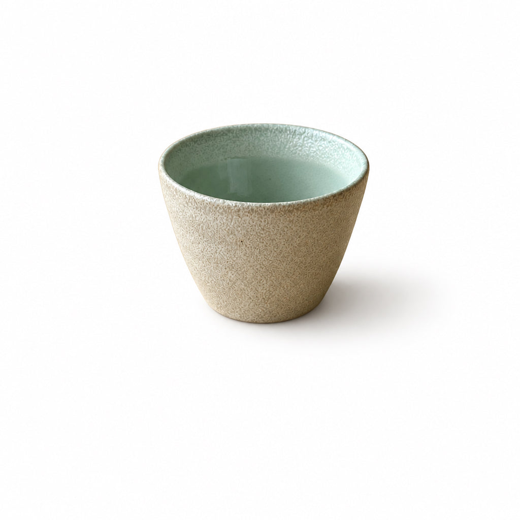 Mino ware Japanese ceramic cup / Gray