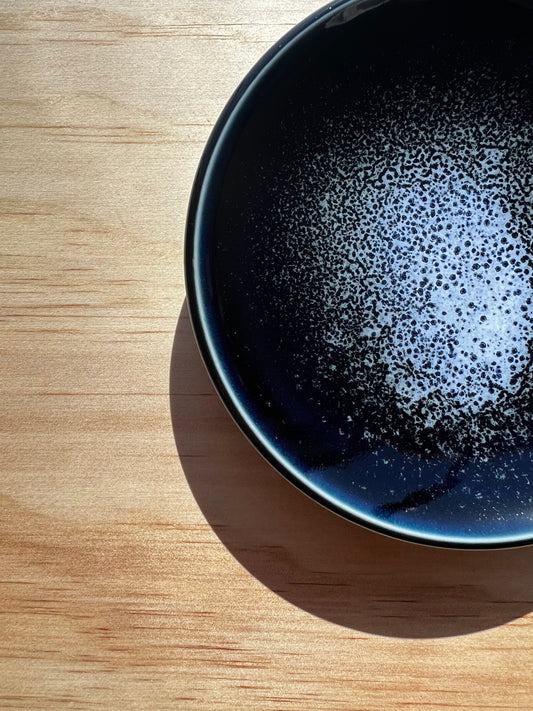 Mino Ware Small Plate – Lapis Blue Crystal Glaze