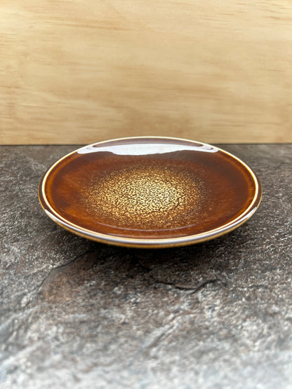 Mino Ware Small Plate – Kiln-Effect with Gold Accent