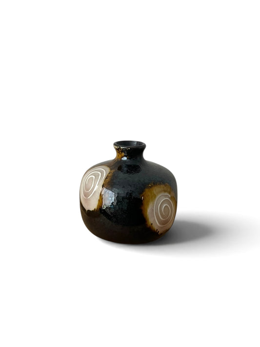 Mino Ware Handmade Bud Vase “Uzumaki” (Swirl)