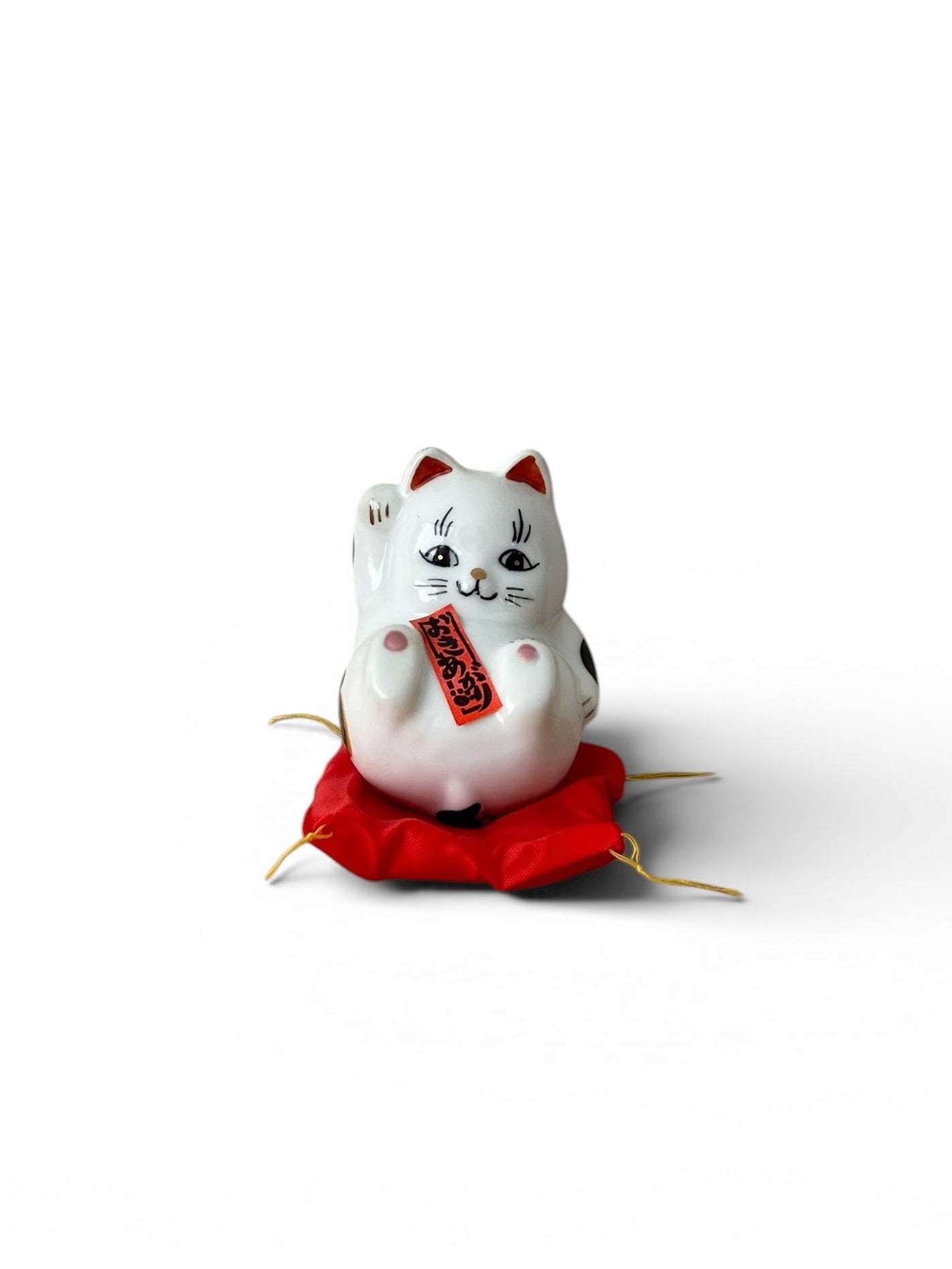Okiagari Maneki Neko (Tokoname ware) | Lucky Cat with Cushion