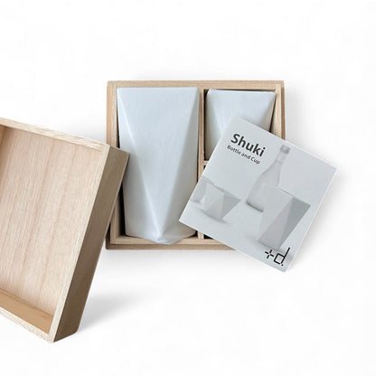 Shuki Designed by Daisaku Choh – Bottle and Cup