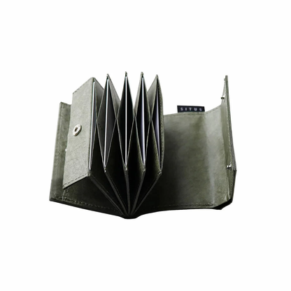 Situs Minimalist Wallet – Made with Tyvek® "Ivy Green"